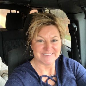 Meet your Posher, Dana